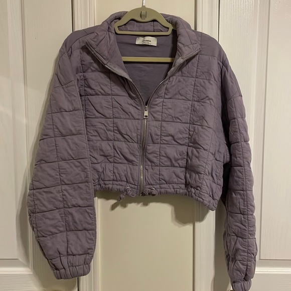 Pull&Bear Jackets & Blazers - Pull&Bear cropped quilted purple jacket size Medium